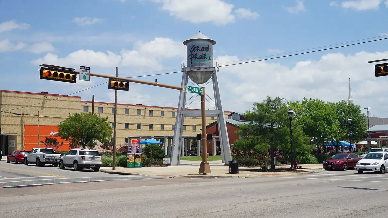 Grand Prairie skyline
